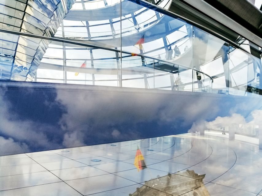 Berlin: Government Quarter Tour and Reichstag Dome Visit - Cold War Edges: Where the New Berlin Meets the Old Border