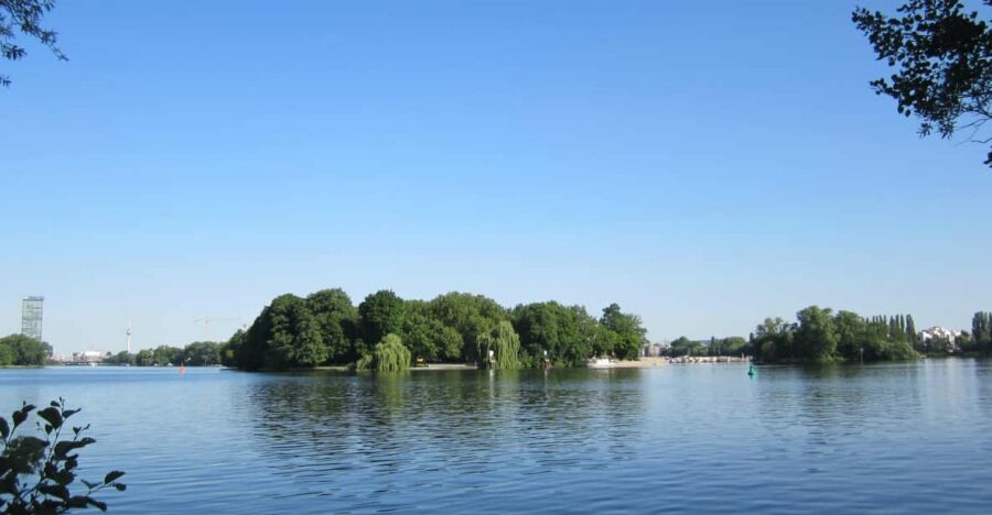 Berlin: guided canoe | kayaktour - Key highlights worth your attention