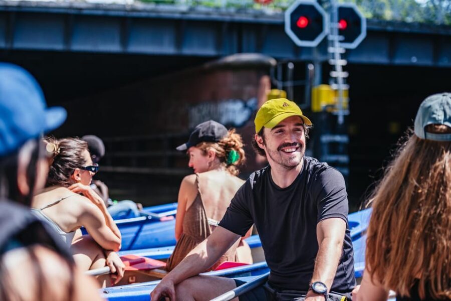 Berlin: Guided Tour by Canoe - Price and timing: is $44 for 2 hours good value?