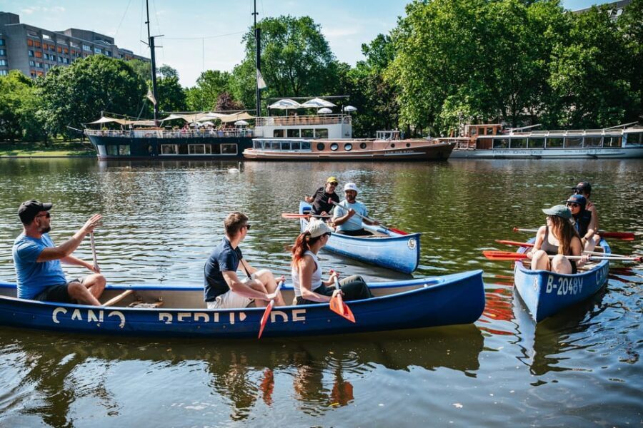 Berlin: Guided Tour by Canoe - Oberbaum Bridge, Badeschiff, and the East-West reminders