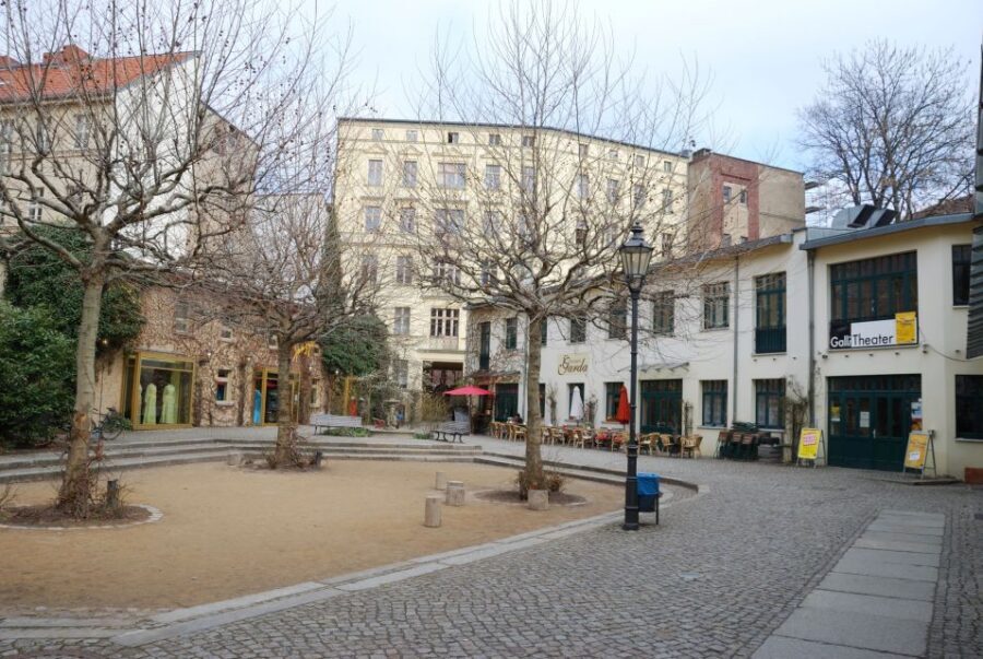 Berlin: Hackesche Höfe Courtyards Walking Tour - Key highlights you’ll feel right away