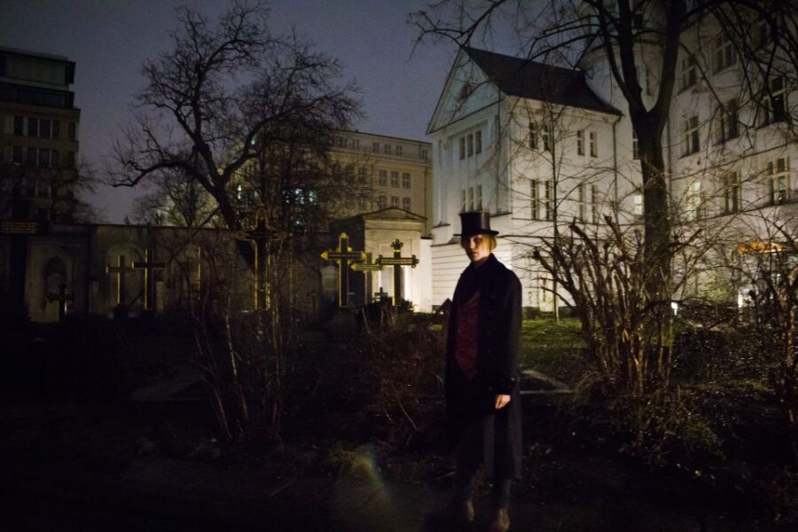 Berlin: Haunted Guided Live Theatre Tour in German - The start at Klosterruine: where your 90-minute story begins
