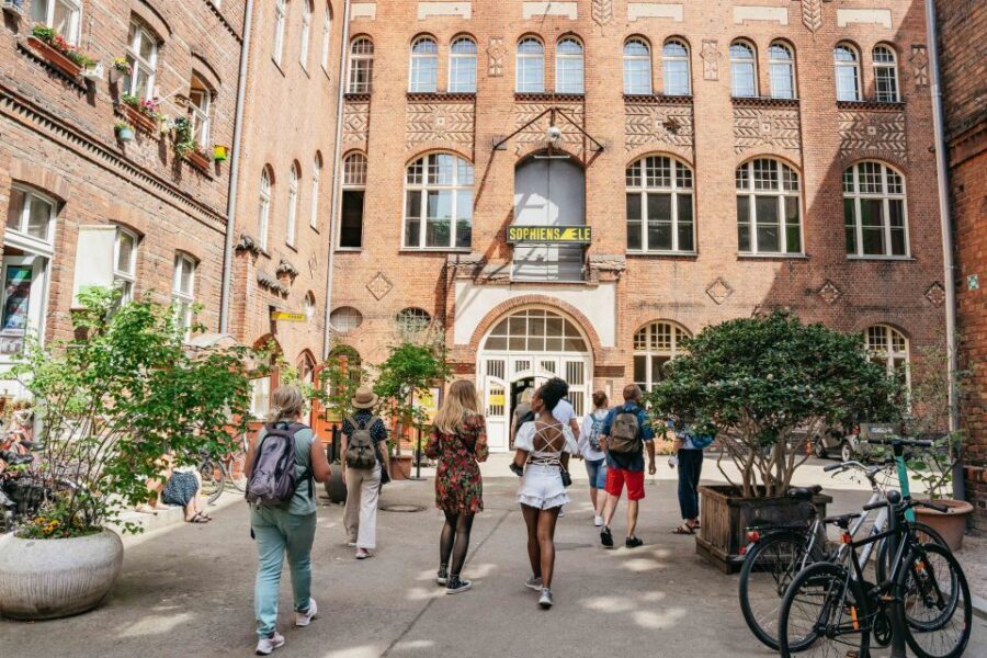 Berlin: Hidden Backyards Guided Walking Tour - Practical Tips for a Smooth 2-Hour Courtyard Walk