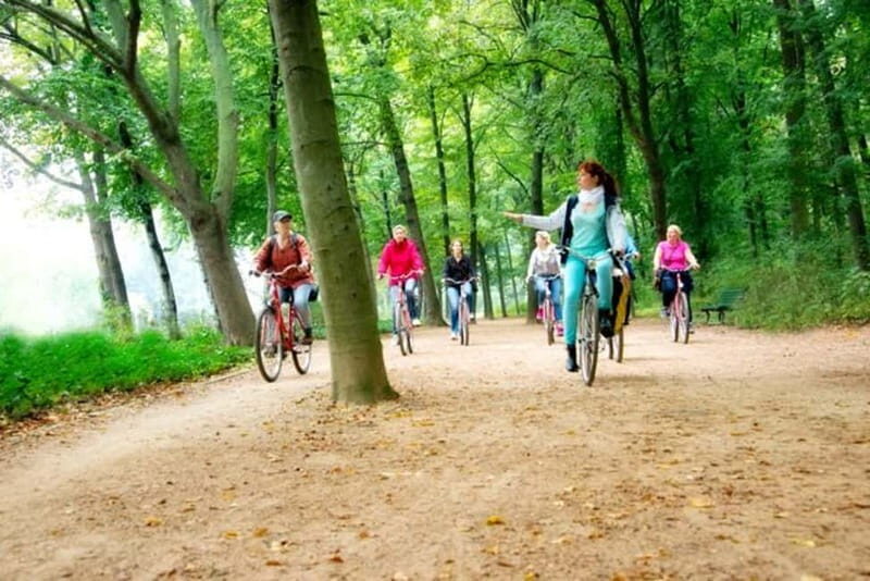 Berlin: Highlights Guided Bike Tour - Key Things to Know Before You Ride