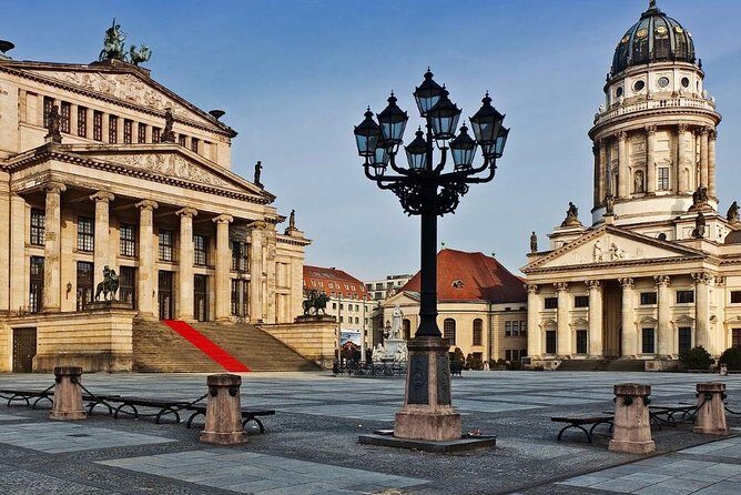 Berlin Highlights Private Guided Walking Tour - Price and group value: what $417.23 buys you