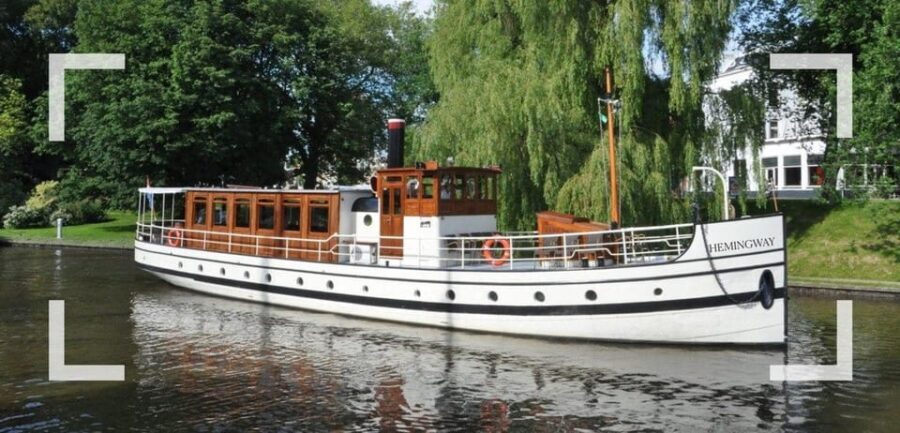 Berlin: Historic Boat Sightseeing City Center Tour - Why a 1908 boat beats the usual Berlin sightseeing