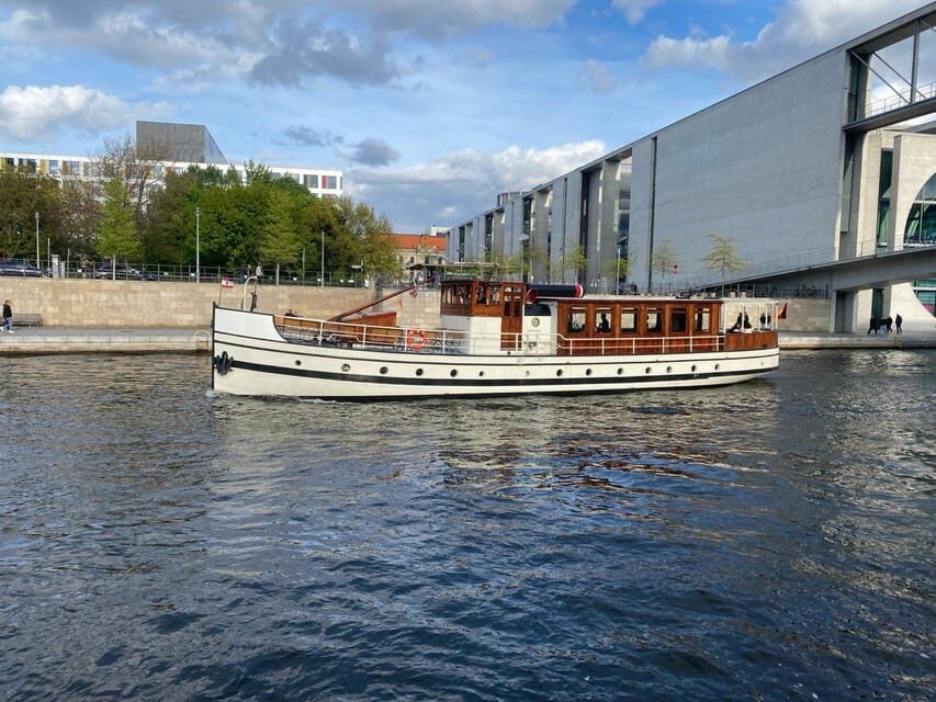Berlin: Historic Boat Sightseeing City Center Tour - Tiergarten and the German Chancellery: park, politics, and clean photo lines