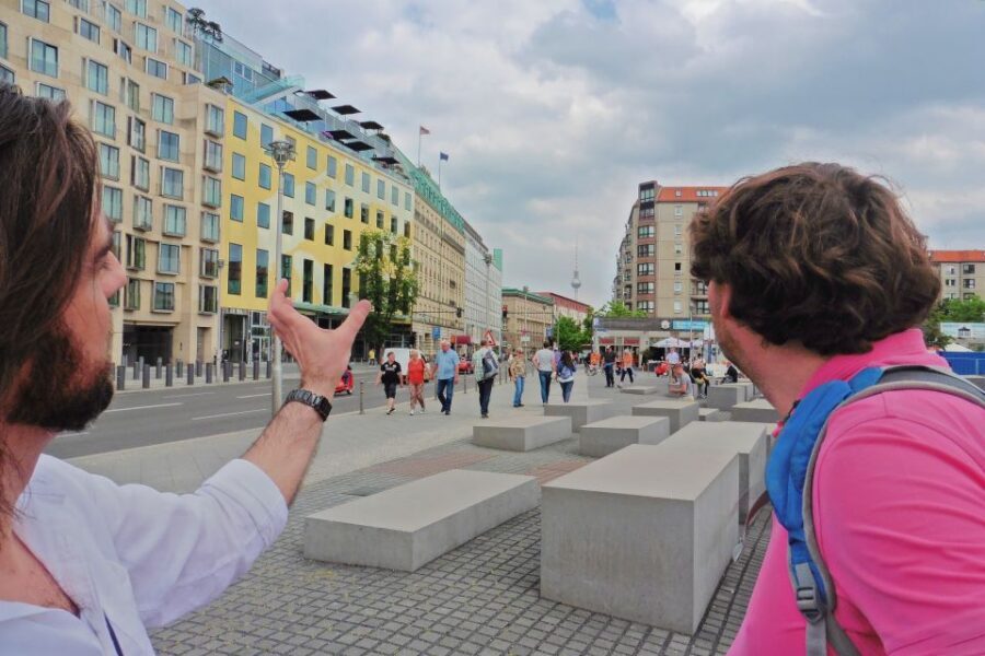 Berlin: Historical Sights & Berlin Wall Tour with a Berliner - Key things to know before you go
