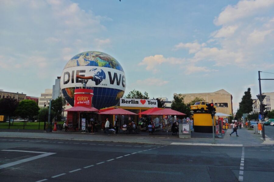 Berlin: Historical Sights & Berlin Wall Tour with a Berliner - Who should book this tour, and who might skip it