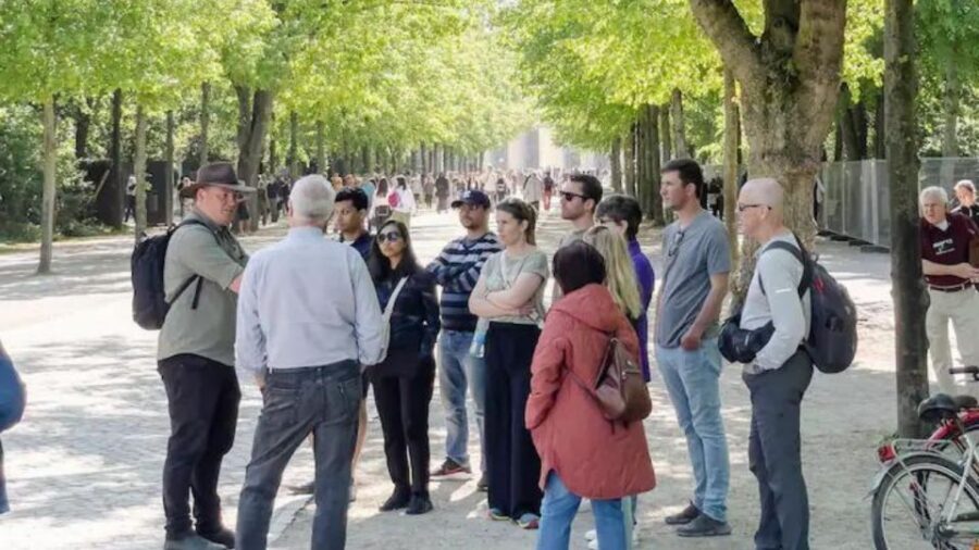 Berlin: Hitler's Berlin The Rise & Fall Guided Walking Tour - Hitler’s Bunker Site: Where the War in Europe Came to an End