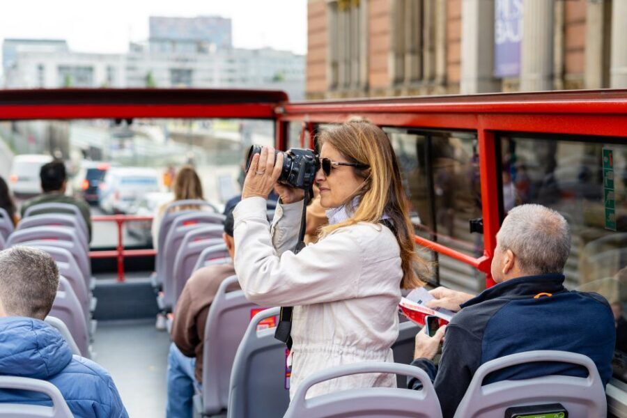 Berlin: Hop-On Hop-Off Bus & LEGOLAND Discovery Centre - Audio guide comfort: your quiet way to learn the city