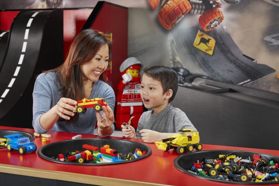 Berlin: Hop-On Hop-Off Bus & LEGOLAND Discovery Centre - Sights you’ll catch without overplanning