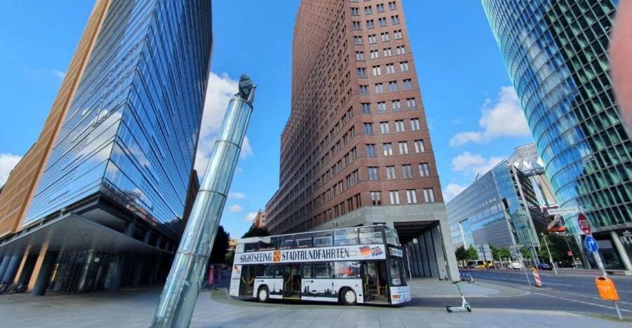 Berlin: Hop-on Hop-off Bus Tour with Live Commentary - Starting at KaDeWe: Getting Oriented on Kurfürstendamm