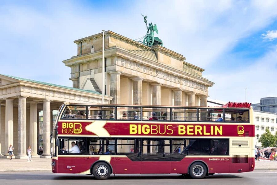Berlin: Hop-On Hop-Off Sightseeing Bus with Boat Options - East Berlin via the Blue Line: East Side Gallery without the hassle
