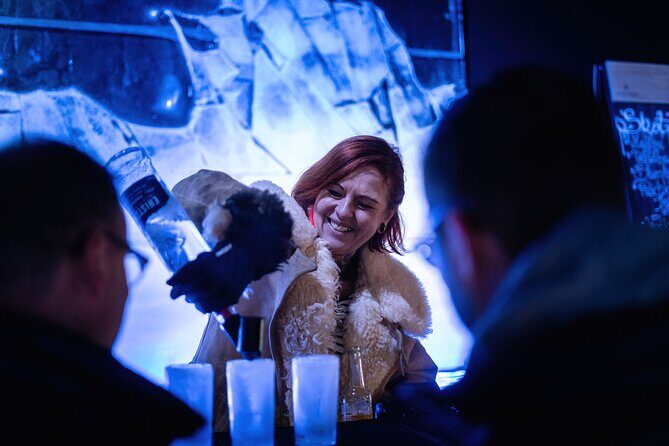 Berlin Icebar Experience Including 3 drinks - Atmosphere and Photos: Why This Feels Like a Moment