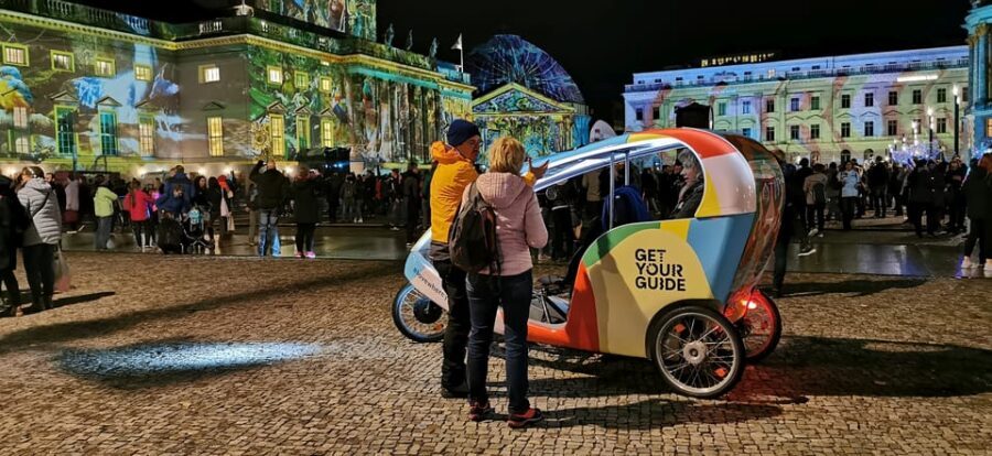 Berlin: Illuminated Berlin by Bike Taxi - Meeting at Alexanderplatz or Potsdamer Platz, and how to avoid first-minute stress