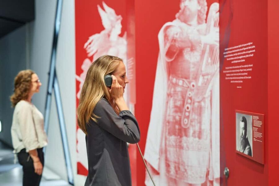 Berlin: Jewish Museum Highlights Tour - Price and Value: $7 for Entry Plus a Live Guide