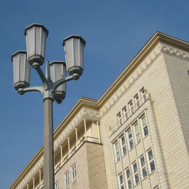 Berlin: Karl-Marx-Allee 2-Hour Tour - Who should book this Karl-Marx-Allee tour (and who might not)