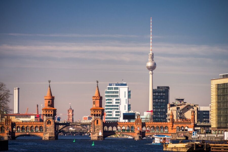 Berlin Kreuzberg: Scavenger Hunt Self-Guided Tour - Price and Value: $52 Per Group Up to 10