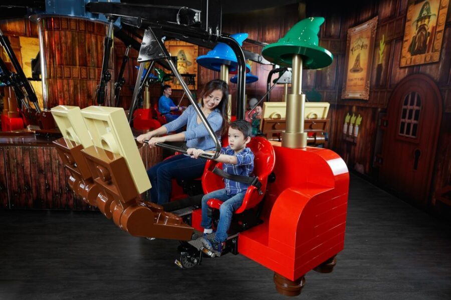 Berlin: Legoland Discovery Centre Entry Ticket - Dragon Castle and Merlin’s Apprentice: When Kids Want a Quest