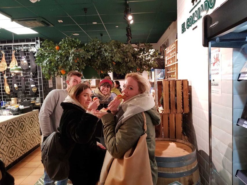 Berlin: Mitte Culinary Food Tour - Hackesche Höfe: The Courtyard Intro That Sets Up the Stories