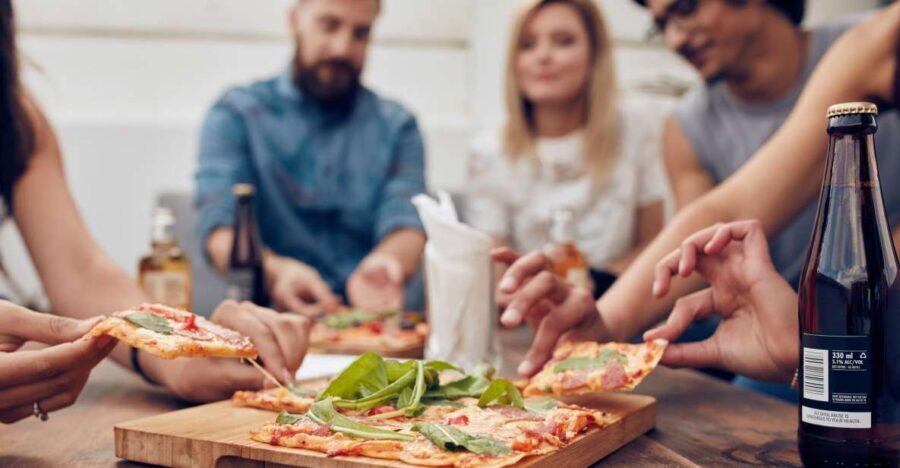 Berlin: Mitte Culinary Food Tour - The Food Setup: 5 Specialties, Restaurants on the Route, and One Warning
