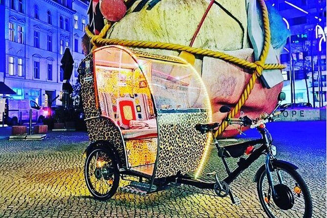 Berlin Night Tours - Romantic Night & Evening Tours Berlin - What’s included: blankets, drinks, music on request, and photos