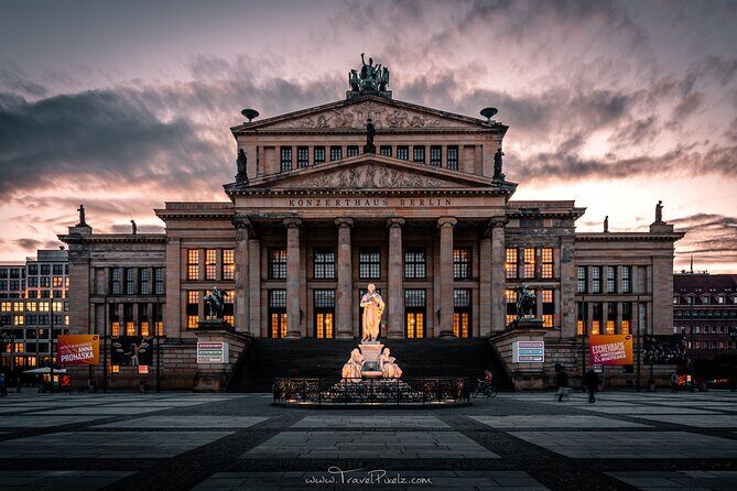BERLIN PHOTO TOUR with a professional Photographer from Berlin - Gear notes: tripods, smartphones, and what you should bring