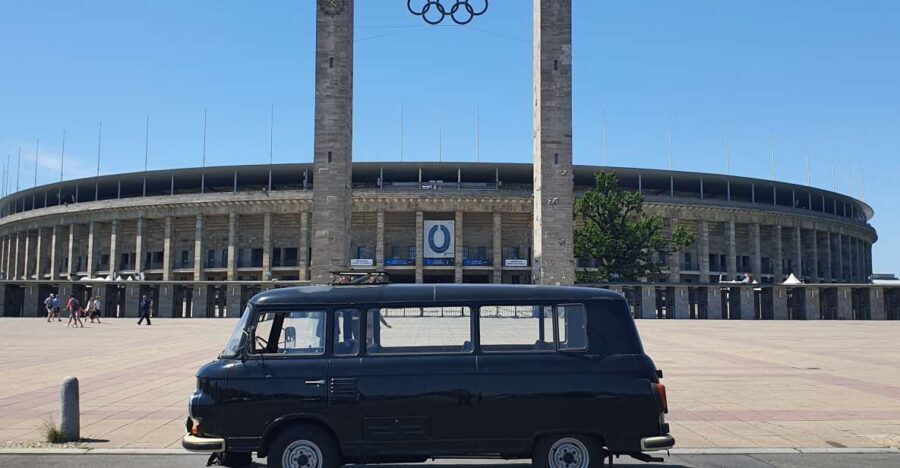 Berlin: Private 2-Hour Sightseeing Tour in Classic GDR Van - Your guide-driver team: English/German commentary that keeps moving