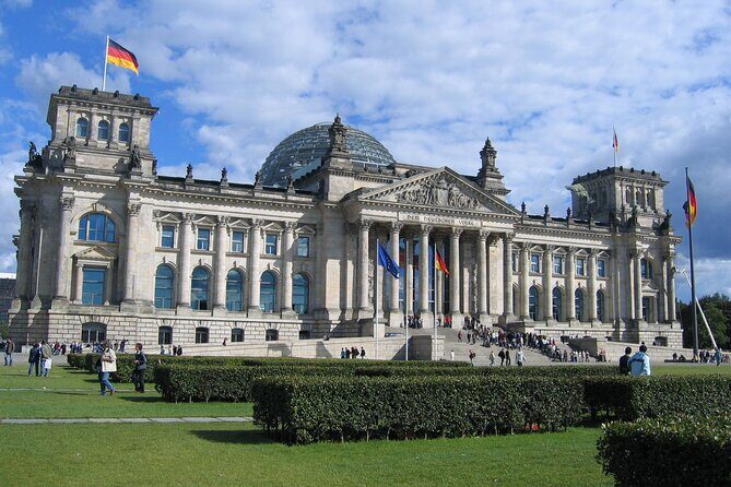 Berlin Private Custom 3-Hour Tour by Car - Gendarmenmarkt and Unter den Linden: Two Sides of Berlin Beauty