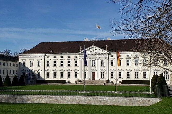 Berlin Private Custom Tour in a Minivan, East and West - Should you book it? My take