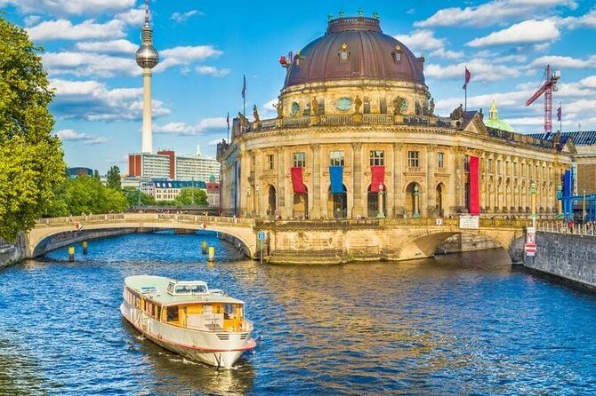 Berlin Private Custom Tour with a Local: Highlights & Hidden Gems - Meeting Point and How the Day Flows on Foot