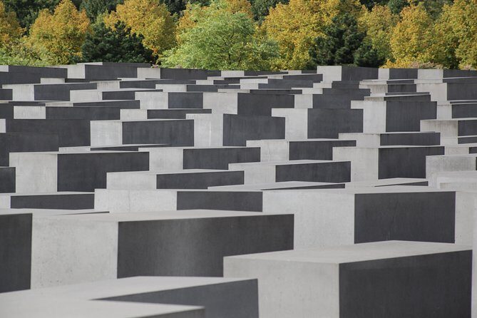 Berlin Private Half-Day Walking Tour: Discover the German Capital’s History - Finishing strong: Brandenburg Gate and the grand symbols (Stops 15, 17, plus a second Berliner Dom)