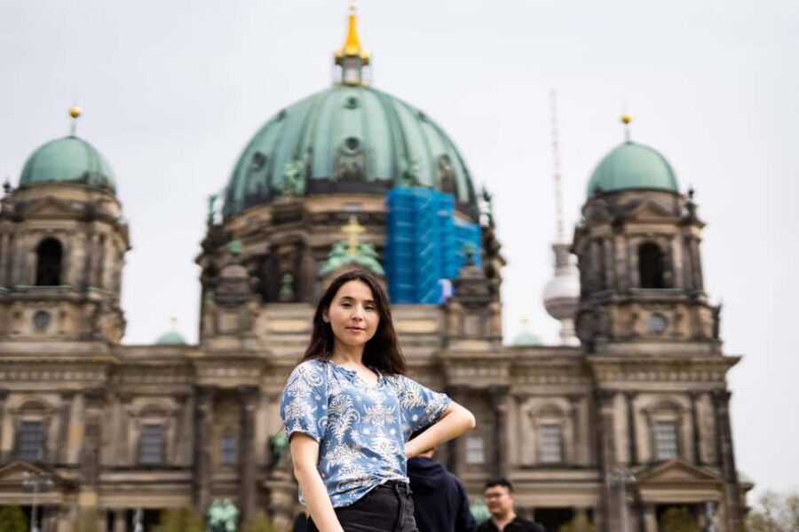 Berlin: Private Photo Session with Professional Photographer - How long is the session, and will it feel rushed?