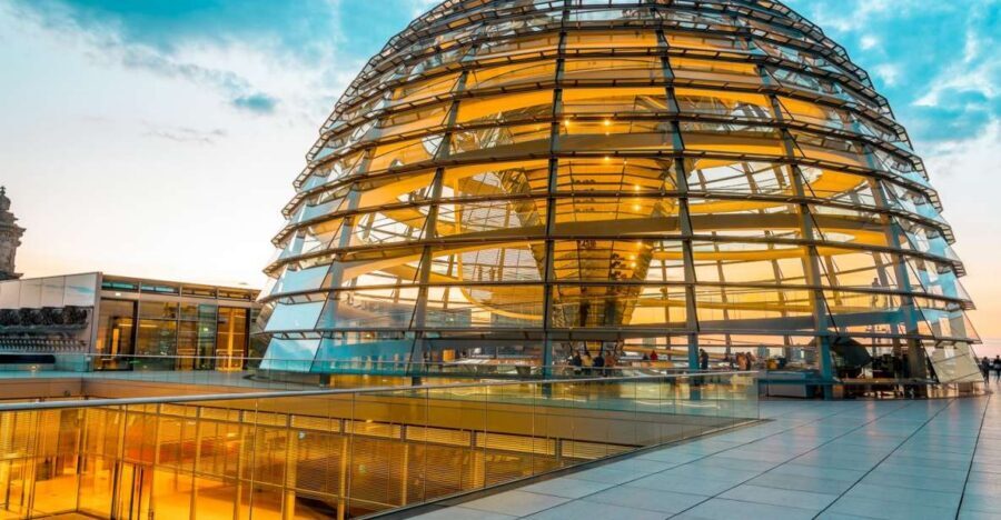 Berlin: Private Reichstag and Glass Dome Tour - Quick highlights