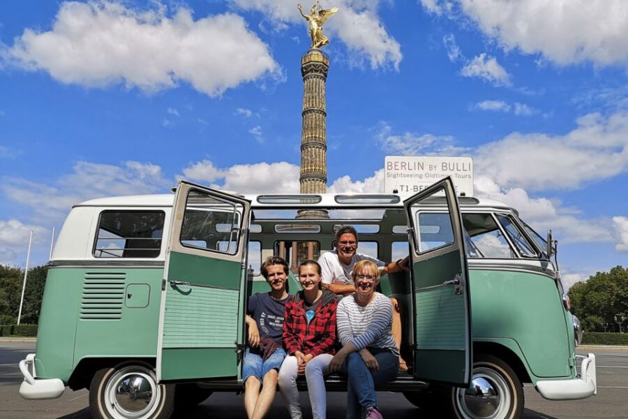 Berlin: Private Sightseeing Tour in Iconic Oldtimer VW Bus - How the photo booklet actually helps (not just as a souvenir)