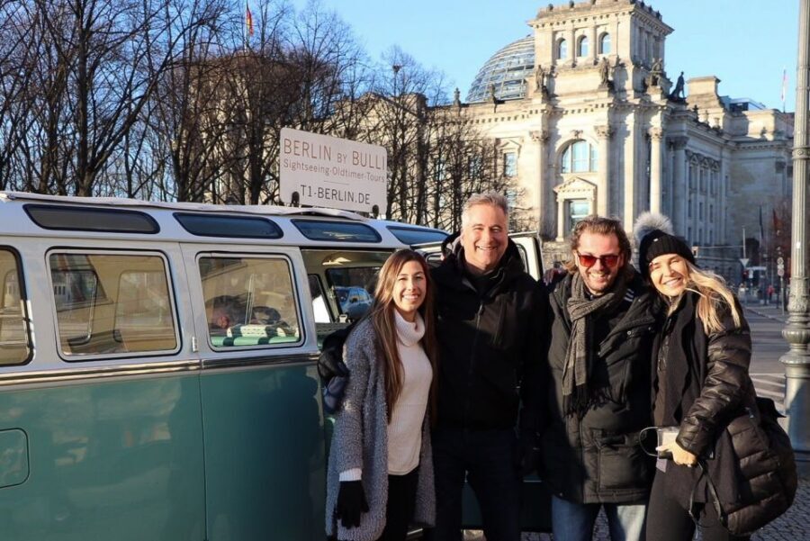 Berlin: Private Sightseeing Tour in Iconic Oldtimer VW Bus - Price and value: $347 per group up to 7