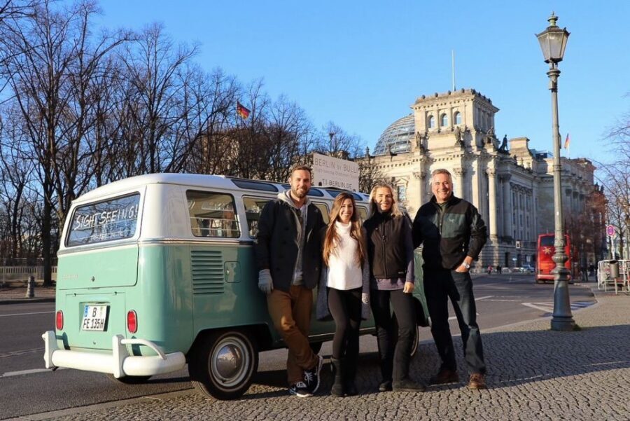 Berlin: Private Sightseeing Tour in Iconic Oldtimer VW Bus - Tips to make your 2 hours feel worth it