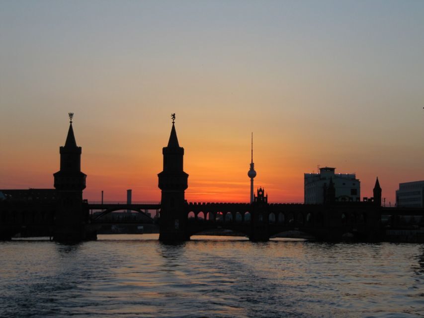 Berlin: Private Walking Tour with a Local - Choosing Your Starting Point: Museum Island or the World Time Clock