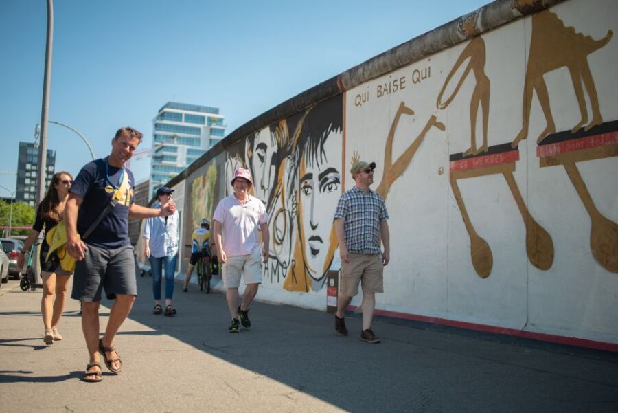 Berlin Reunited and Revived! 3-Hour Alternative Tour - Prenzlauer Berg and the Kulturbrauerei: From 90s Art Hub to Family-and-Career Life