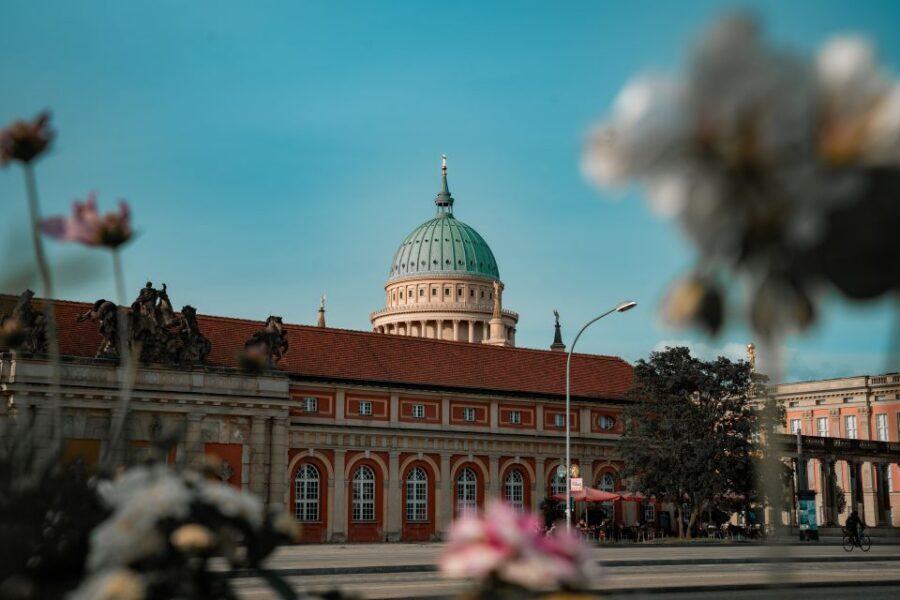 Berlin: Sachsenhausen Concentration Camp and Potsdam Tour - Using your 45 minutes of free time in Potsdam well