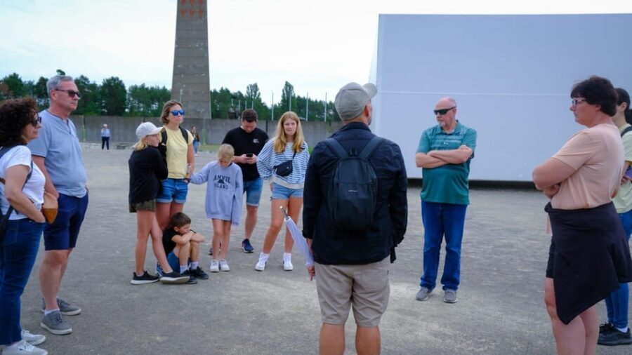 Berlin: Sachsenhausen Concentration Camp Museum Tour - Should you book Sachsenhausen with a guided tour?