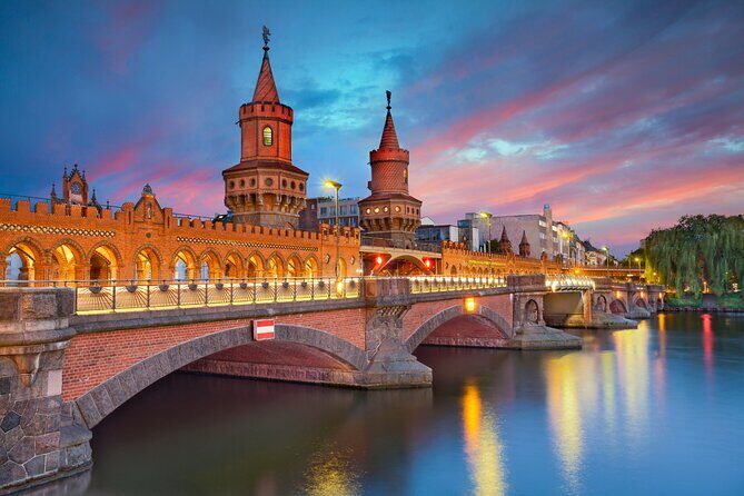 Berlin Scavenger Hunt and Highlights Self-Guided Tour - Language Options That Make Berlin Easier To Read