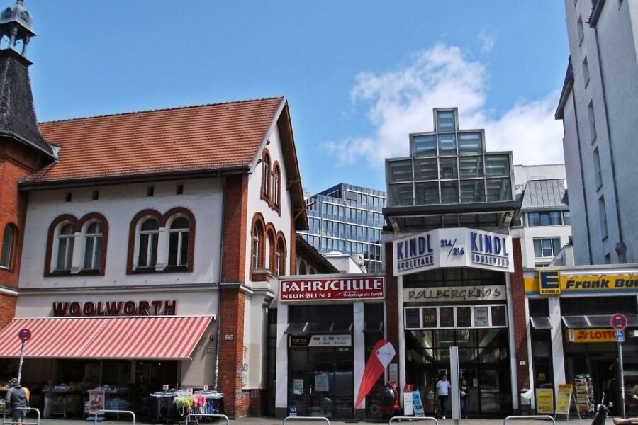Berlin: Schillerkiez and Rollberg Walking Tour - Schillerkiez Meets Rollberg: Two Neighborhood Moods in 90 Minutes