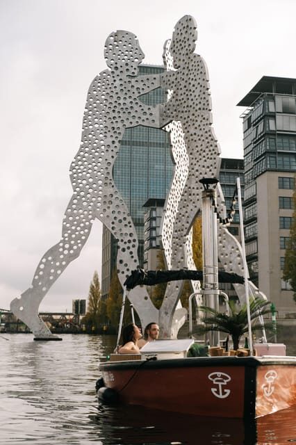 Berlin: Self-drive hot tub boat experience - Key points to know before you book