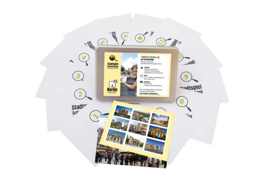 Berlin: Self-Guided Family and School Class Scavenger Hunt - What to bring and how to keep kids interested