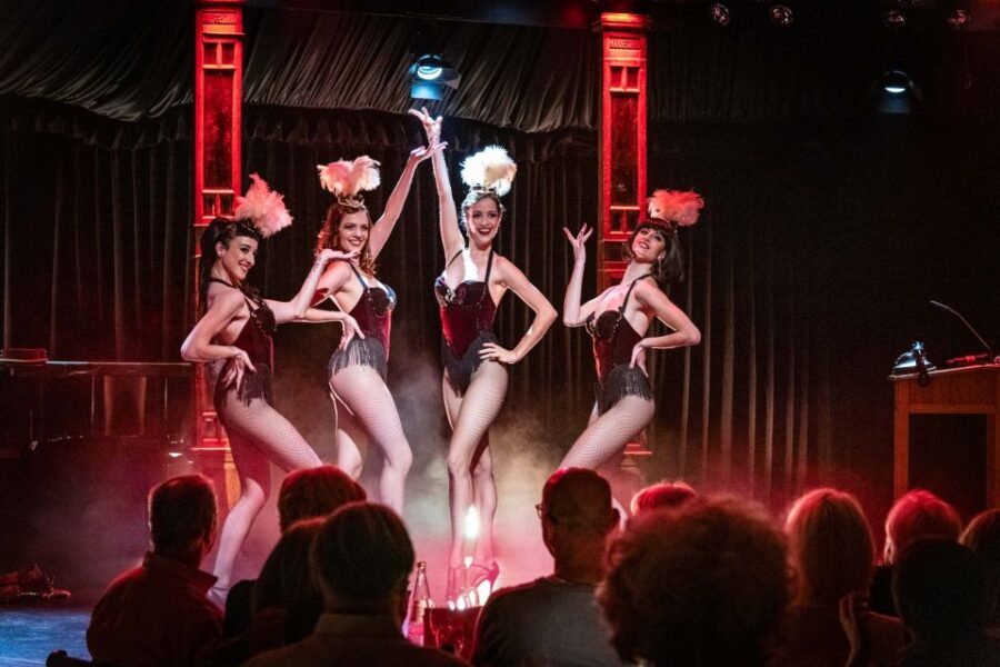 Berlin: Showgirls of Burlesque Show - Price and value for a 2-hour Berlin burlesque night