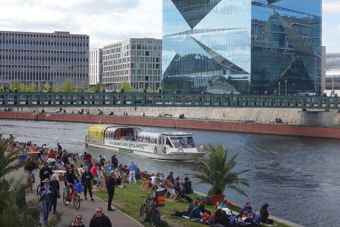 Berlin sightseeing boat tour on the Spree - Should You Book This Berlin Spree Boat Tour?