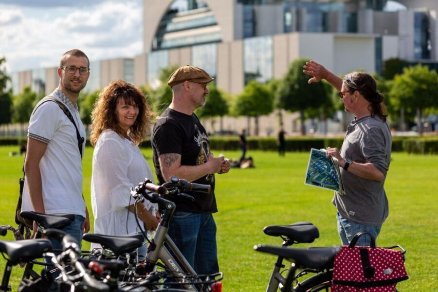 Berlin: Small Group Bike Tour Through City Center - Entering Berlin at Bornholmer Straße: where the story starts