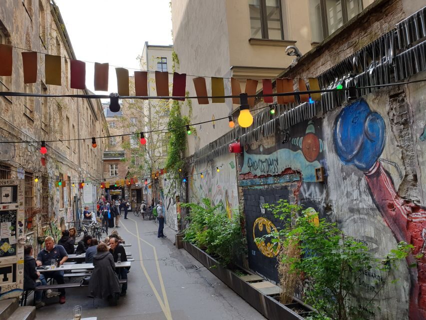 Berlin: Street Art and Alternative Tour - Who should book this alternative street art walk